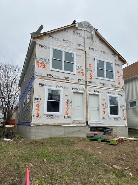 Modular home sections staged for 917 Miller Avenue